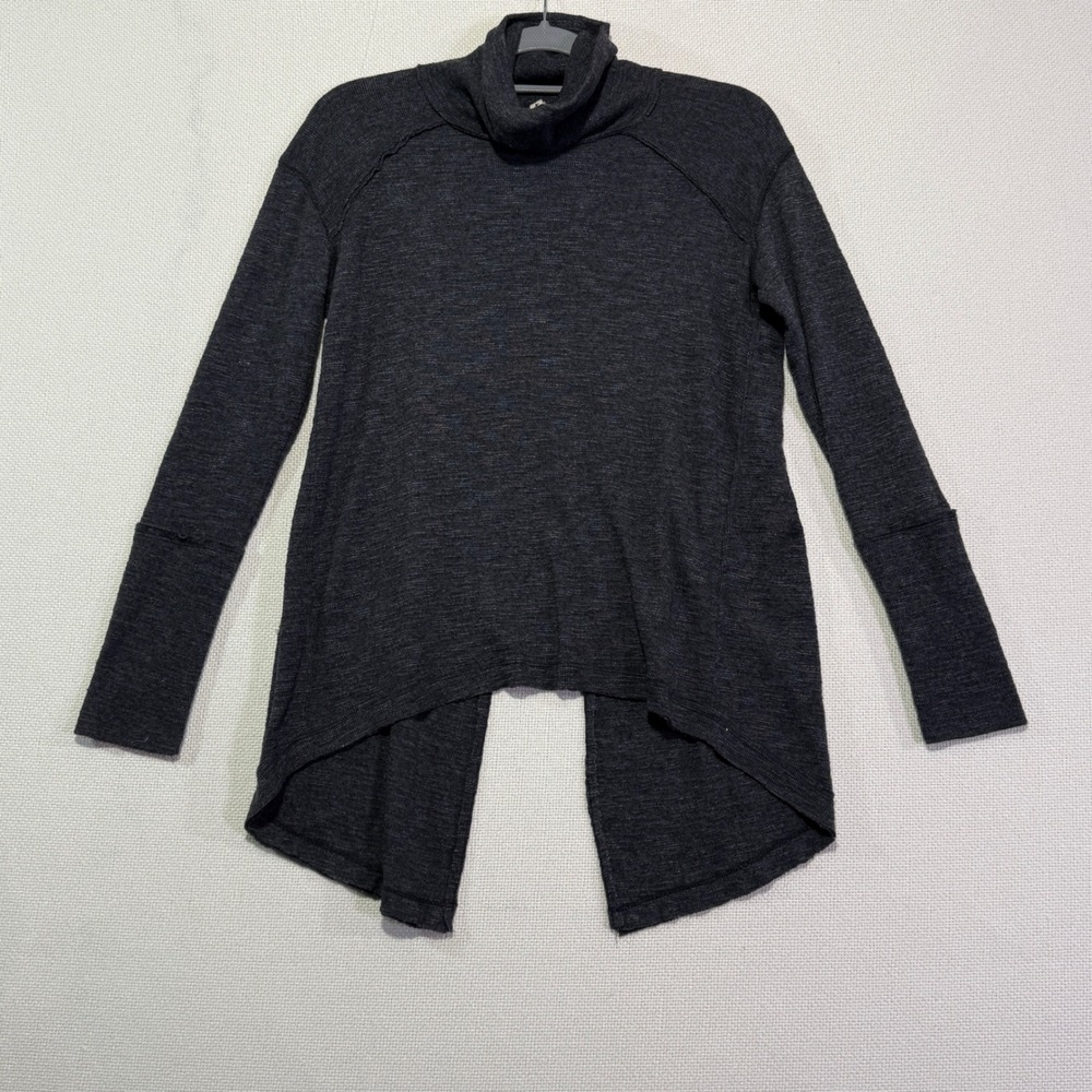 We The Free Free People Grey cowl turtle Neck High Low Split‎ Back Sweater small
